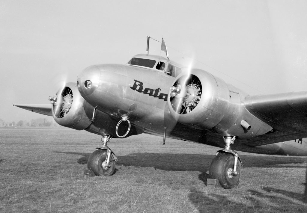 Letoun Lockheed Electra, 1937